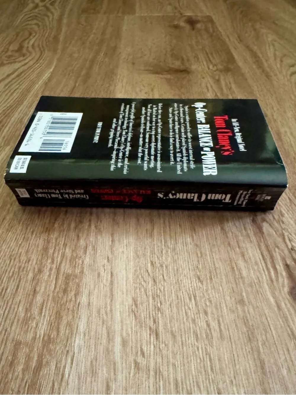 Tom Clancy's Op-Center: Balance of Power - Thriller Novel